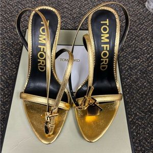 TOM FORD LAMINATED NAPPA LEATHER PADLOCK POINTY NAKED SANDAL